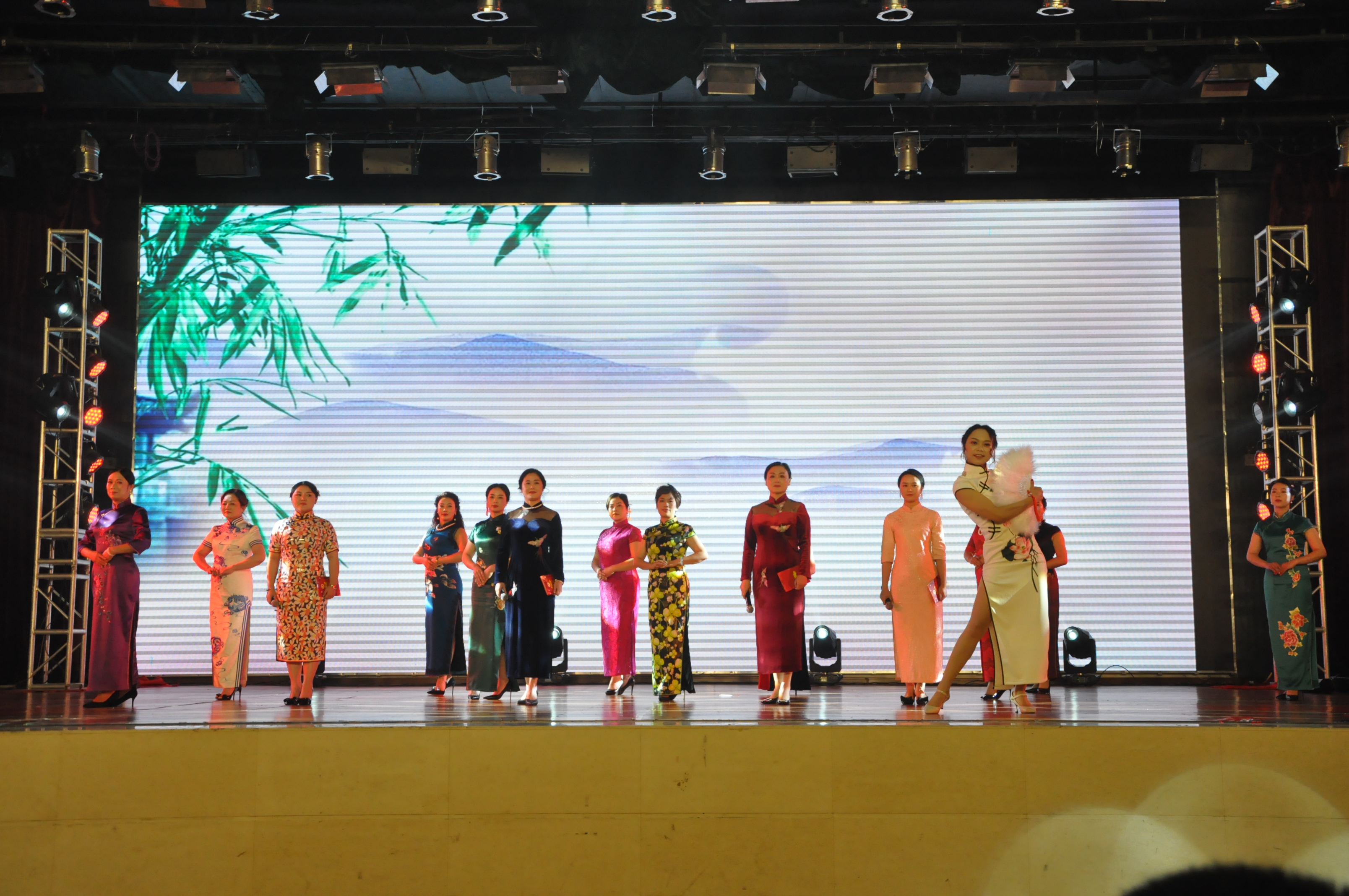 1fedc761a4524ed0873f3704bfe961b7.JPG
