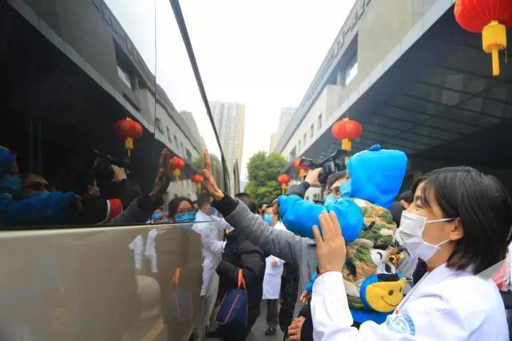 9f35f2378f3b43dc91912beddcc4a9f5.jpg